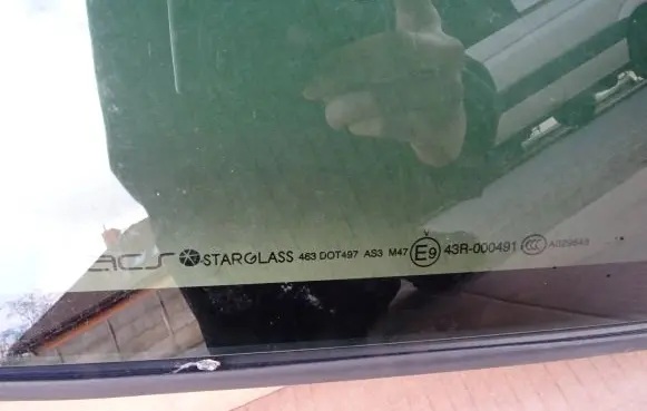 Renault Trafic III (X82) Rear vent window glass 43R000491 483D0T497