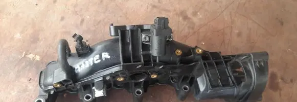 Renault Master III Intake manifold 140039990R