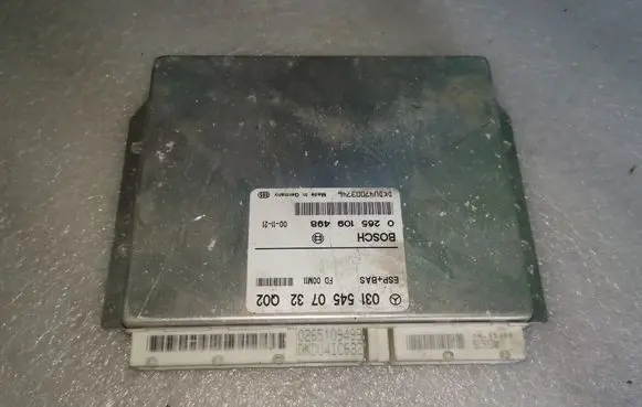 Mercedes-Benz E W210 ABS control unit/module 0315450732 0265109498