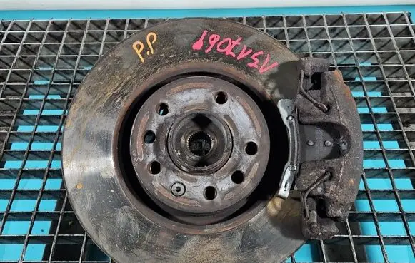 Opel Zafira B Front wheel hub spindle knuckle IMPRK1517069
