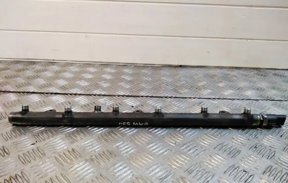 BMW 5 E39 Fuel main line pipe 0445216002