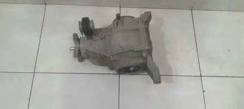 Mercedes-Benz C W205 Rear differential/diff mount bracket A2053507000