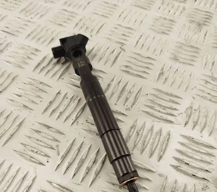Mercedes-Benz E W212 Fuel injector A6510702887