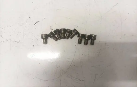 Nissan X-Trail T31 Nuts/bolts 