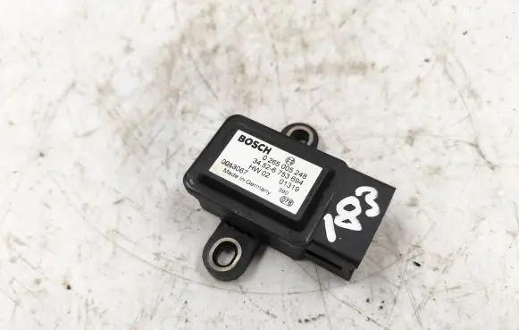 BMW 5 E39 ESP acceleration yaw rate sensor 0265005248 34526753694 0013067