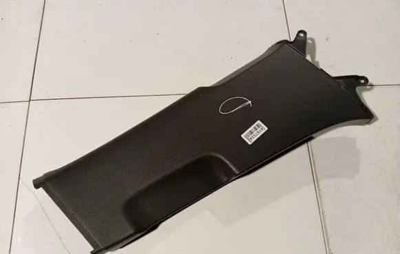 Volkswagen Golf V Other interior part 1K4867298B