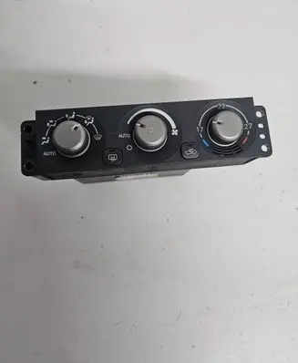 Mitsubishi Lancer Climate control unit CAB502A020BB 820A0103