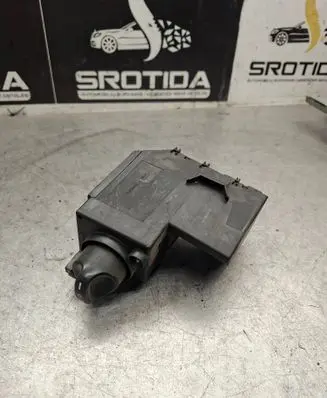 Mercedes-Benz E W210 Light switch 2105451404