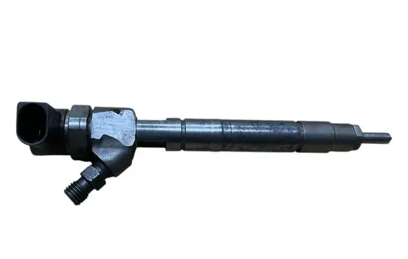 Mercedes-Benz Sprinter W901 W902 W903 W904 Fuel injector 0445110190 A6110701687