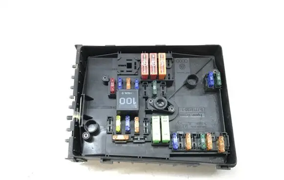 Volkswagen Golf V Fuse module 1K0937125A K4544