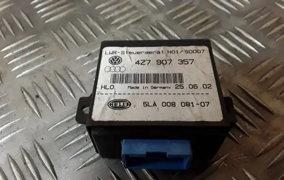 Audi A6 S6 C5 4B Light module LCM 4Z7907357 5LA00808107