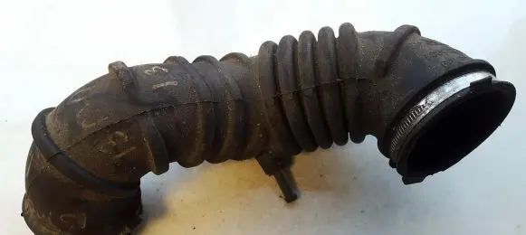 Mitsubishi Colt Air intake hose/pipe a1355200001 mn135109