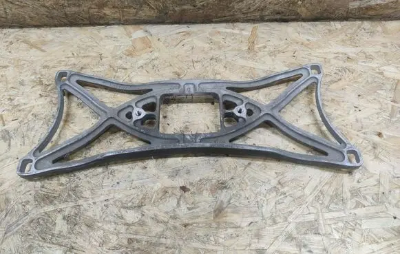 Jaguar XK8 - XKR Gearbox mounting bracket MJB7600AB