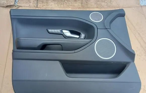 Land Rover Range Rover Evoque L538 Front door card panel trim BJ3223943
