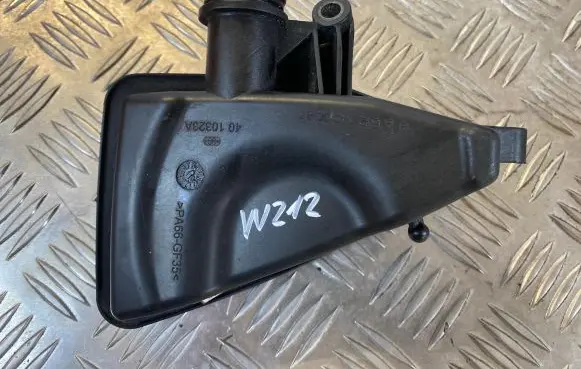 Intake resonator
