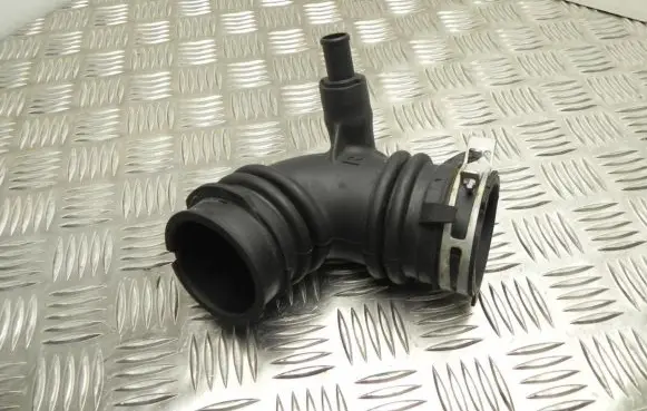 Toyota Yaris Air intake hose/pipe 178800Y030 VD6428