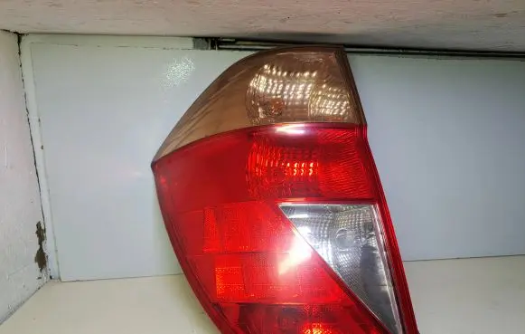 Honda FR-V Rear/tail lights