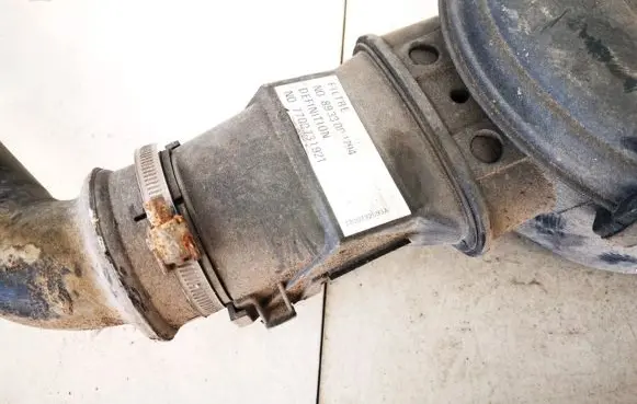 Renault 19 Mass air flow meter 7700731921
