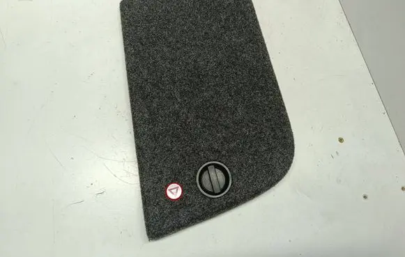 Volkswagen Tiguan Trunk/boot lower side trim panel 1J0867468