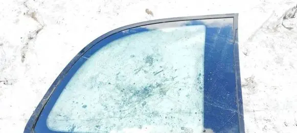 Opel Zafira A Rear side window AS2