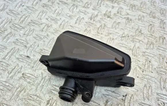 Mercedes-Benz S W221 Intake resonator A6421400087