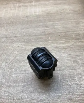 Volkswagen PASSAT B5.5 Headlight level height control switch 3B0941333C