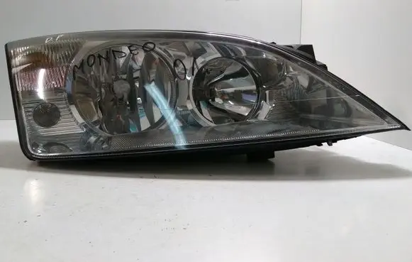 Ford Mondeo Mk III Headlight/headlamp 1S7113005BK 0301174602