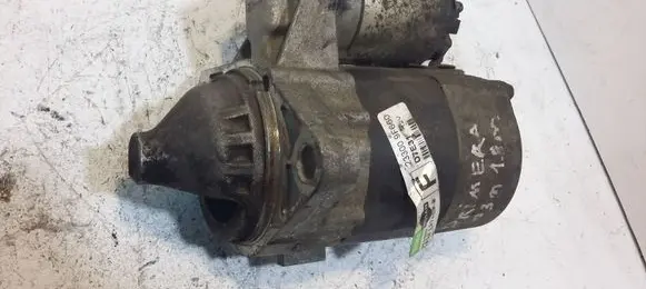 Nissan Primera Starter motor 233009F660 D7E31