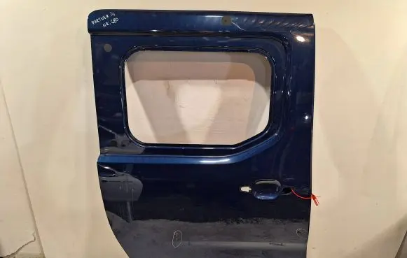 Peugeot Rifter Side sliding door 