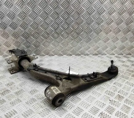 Infiniti Q30 Front lower control arm/wishbone A2463304700