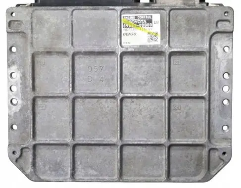 Toyota Yaris Engine control unit/module MB275300