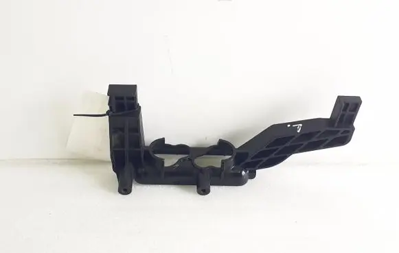 Maserati Levante Radiator trim 16462007