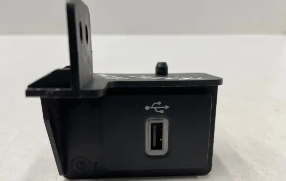 USB socket connector