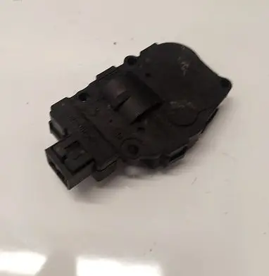 BMW 5 GT F07 Air flap motor/actuator 412650750