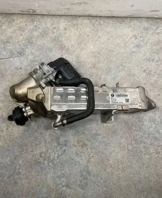 BMW X5 F15 EGR valve cooler 7823210 8476993 11717823210