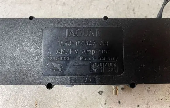 Jaguar X-Type Aerial antenna amplifier 260701 18C847