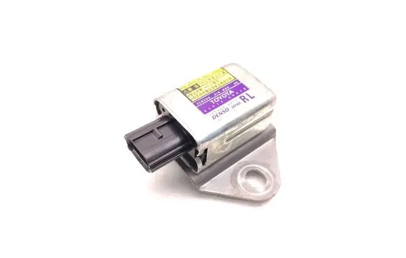 Toyota Land Cruiser (J120) Airbag deployment crash/impact sensor 89833-60010