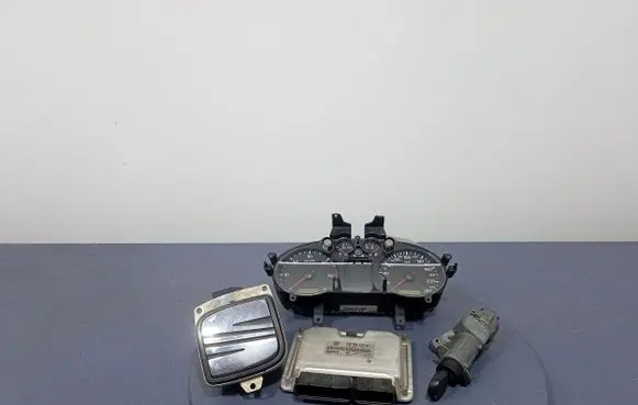 Seat Ibiza III (6L) Engine control unit/module ECU 038906019LA