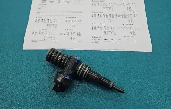 Volkswagen PASSAT B5.5 Fuel injector 0414720214 IMPRK1585545