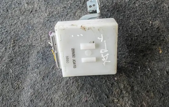 Nissan X-Trail T31 Door central lock control unit/module 28550JG41B