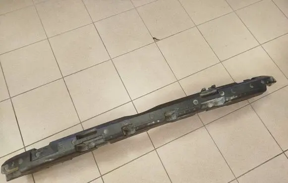 Mercedes-Benz E W212 Rear bumper foam support bar A2123150165