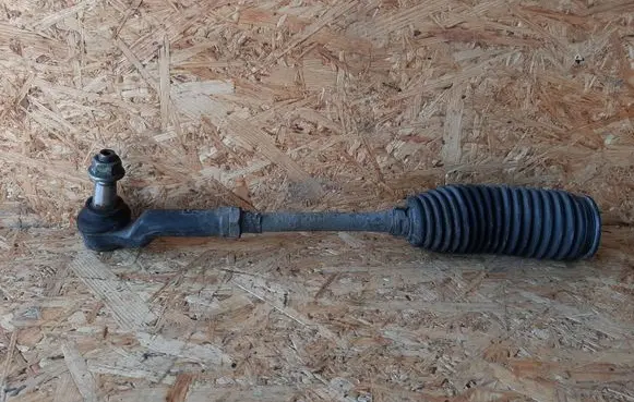 Volvo V70 Steering tie rod 