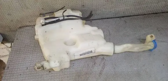 Mercedes-Benz ML W164 Windshield washer fluid reservoir/tank A1648690020
