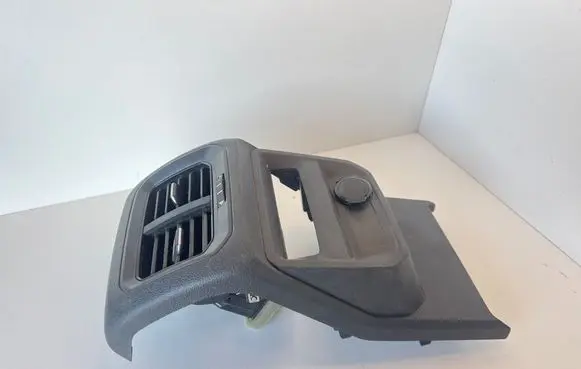 Volkswagen Tiguan Other center console (tunnel) element 5NA819203 K0192000044