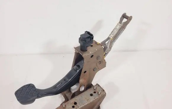 Skoda Fabia Mk2 (5J) Brake pedal 6Q1721058at
