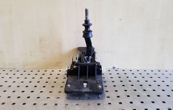 Subaru XV Gear shifter/selector 