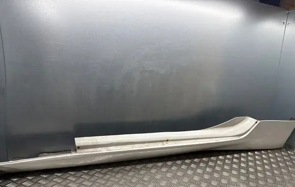 Nissan 370Z Sill 76851 768511EA0H