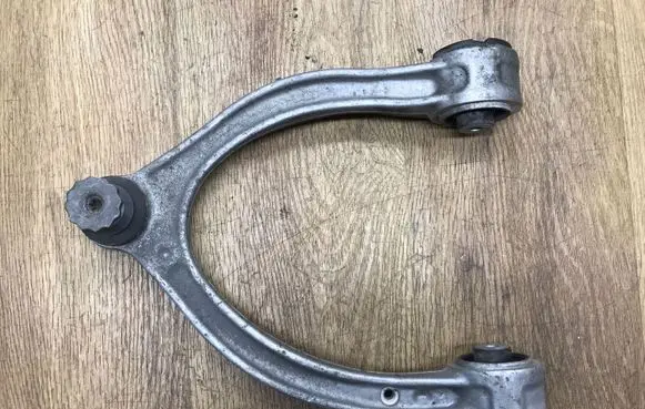 Mercedes-Benz GLC X253 C253 Front upper control arm/wishbone A2053305001