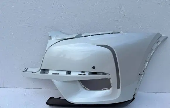 Citroen DS7 Crossback Front bumper corner part panel trim 9820327377