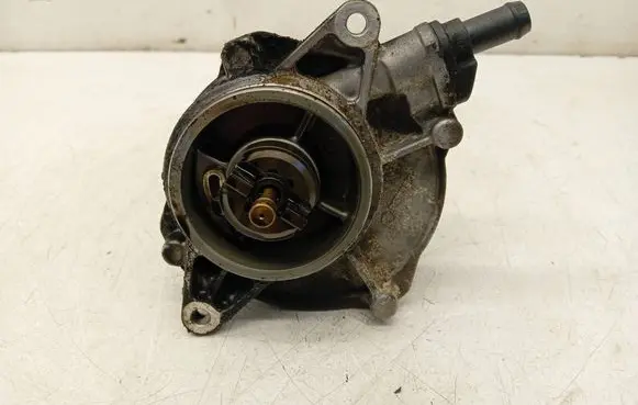 Audi A8 S8 D3 4E Vacuum pump 057145100L